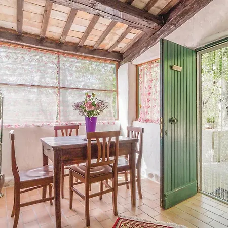 Three-bedroom In Santagata Feltria Rn *