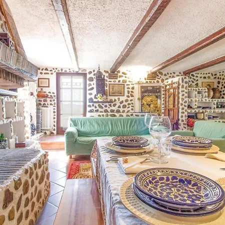 Three-bedroom In Santagata Feltria Rn *